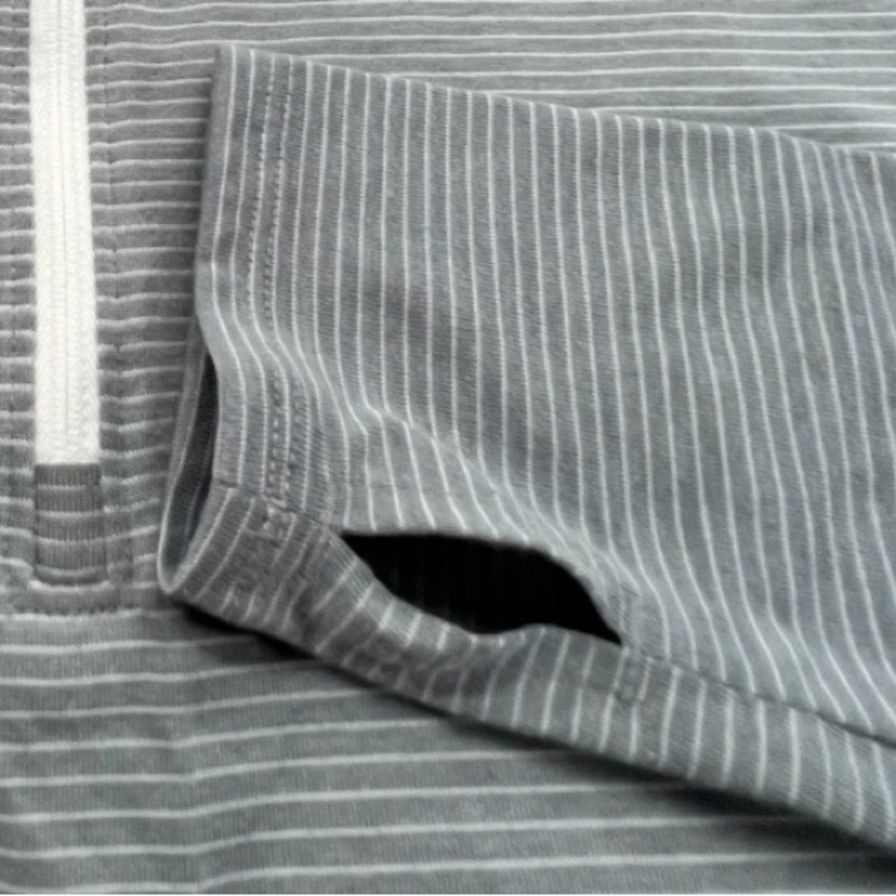 ⛵️Under Armour Gray Striped Threadborne Streaker 1/2 Zip Shirt - Picture 9 of 14